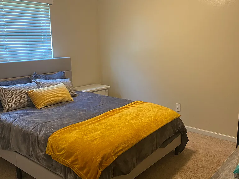 209 Sunday Silence Ln — Photo 3