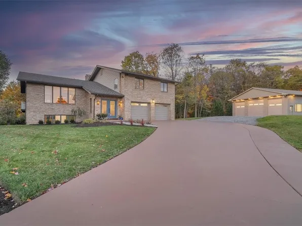 117 Providence Dr, Clairton, PA 15025