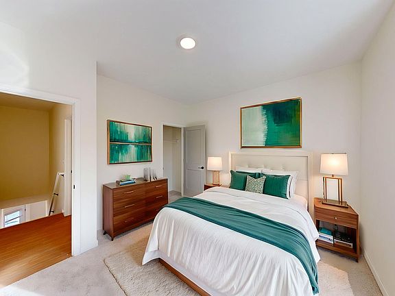 5th image of 2125 Royal Ave #1206