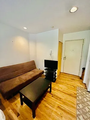 Rented by Blue Brick Real Estate | media 22