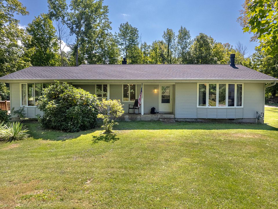 1st image of 70519 6th Ave
