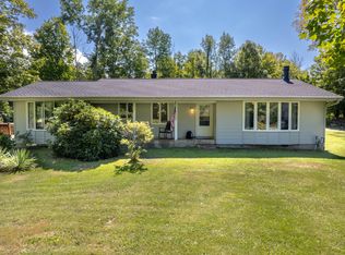 70519 6th Ave, South Haven, MI 49090