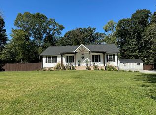 795 Old Embler Rd, Thomasville, NC 27360