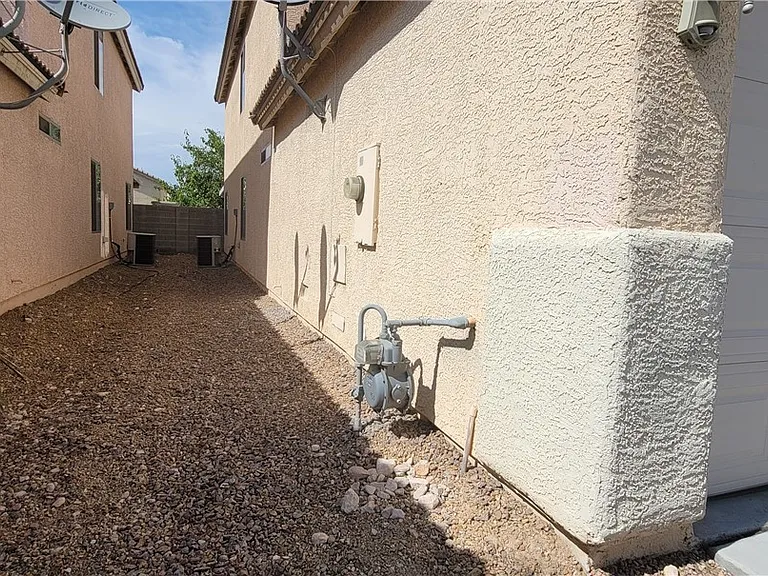 9584 Allison Ranch Ave — Photo 2