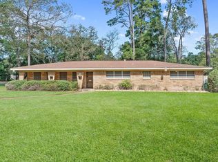 302 Wilson Rd, Conroe, TX 77301