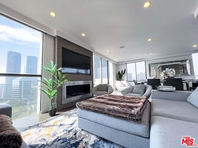 2160 Century Park E #2112 — Photo 31