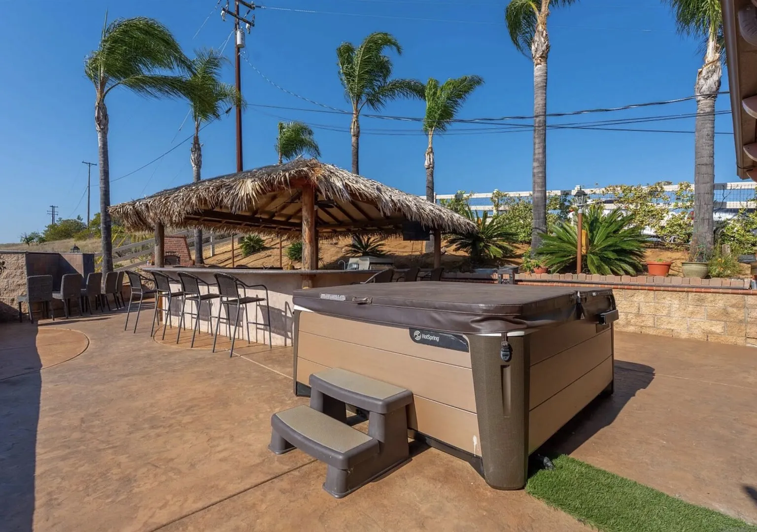 Spacious Furnished Escondido Family Home — Photo 3