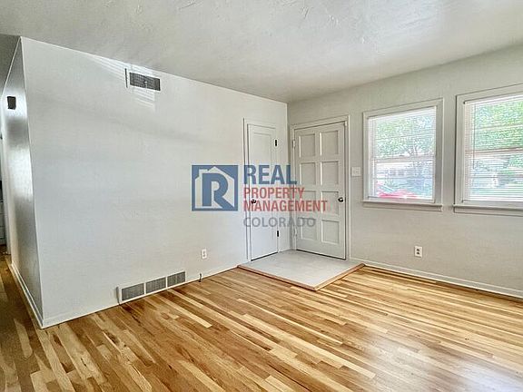 4th image of 1555 S Newton St
