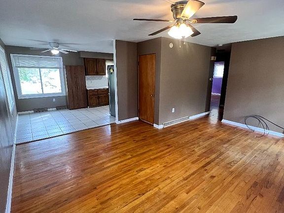 3rd image of 14 Kane Ave