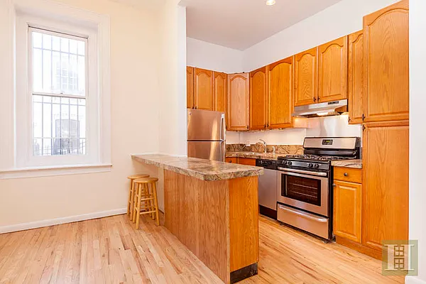 Rented by Halstead Real Estate | media 16