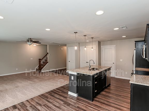 5th image of 3017 Auten Ave