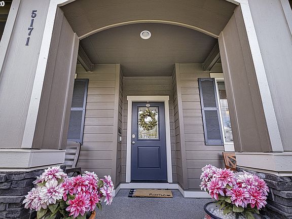 3rd image of 5171 SE Redberry Pl
