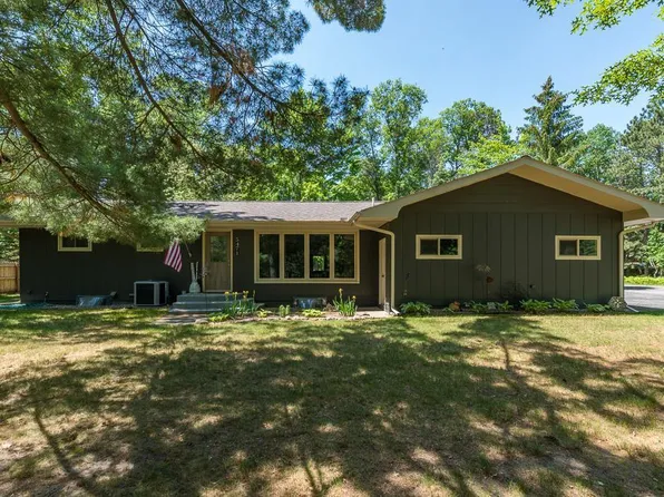 5471 Poplar Ave, Nisswa, MN 56468