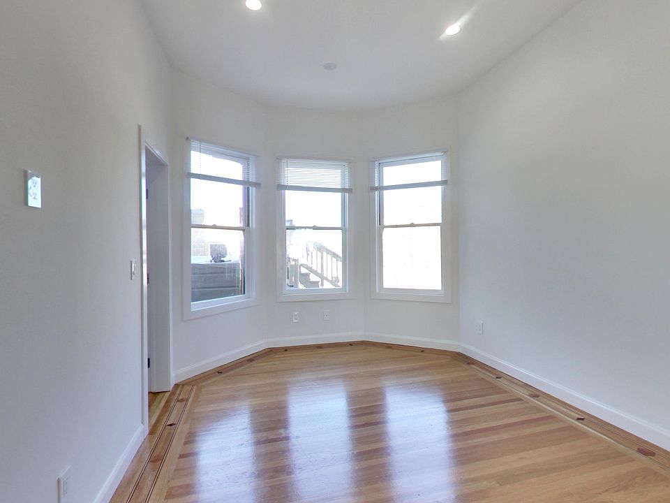 1st image of 840 Greenwich St #A