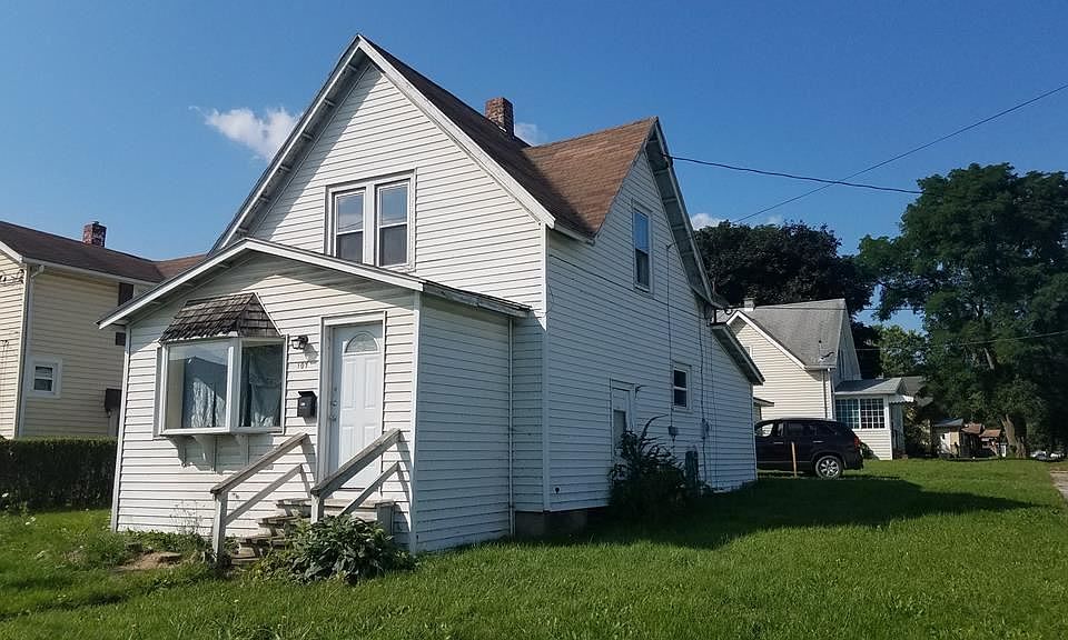 1st image of 107 Prescott Ave