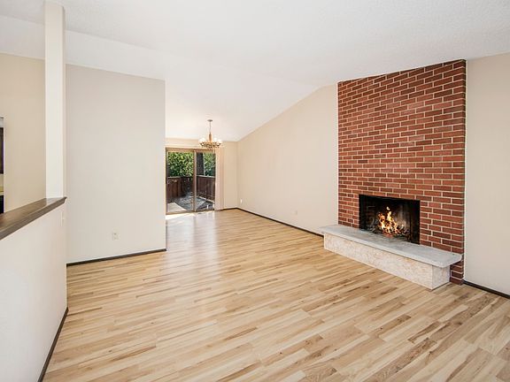 4th image of 6821 Timberlake Dr SE