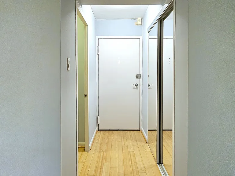 1801 Clydesdale Pl NW #211 — Photo 8
