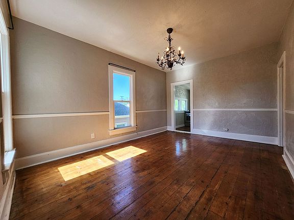 4th image of 724 N Nevada Ave #6