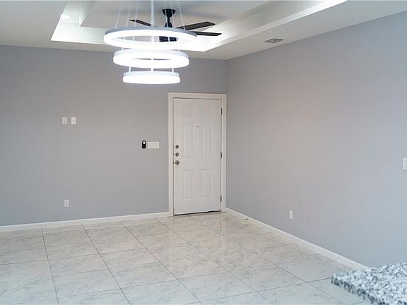 4th image of 1019 N Blair Ave #4