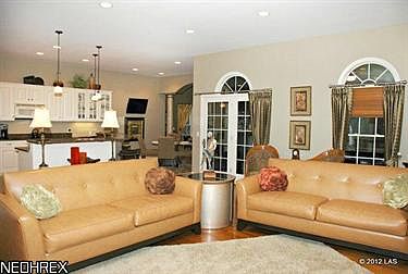 5th image of 5814 Moorhouse Dr