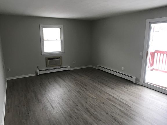 3rd image of 146 State Route 104 APT 1D