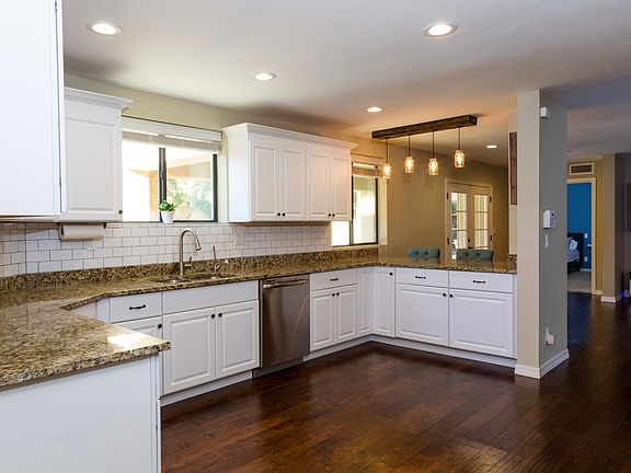 5th image of 4718 E Le Marche Ave