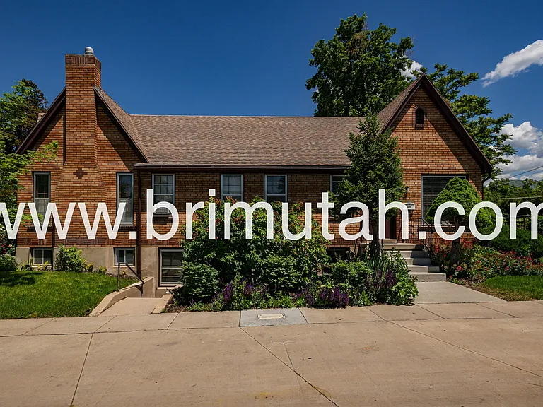 753 E Princeton Ave — Photo 6