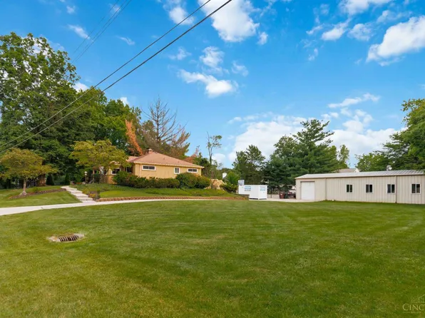 8357 Richland Dr, Cincinnati, OH 45255
