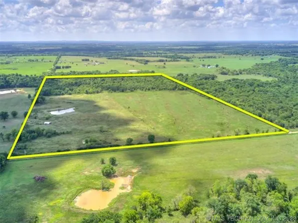 80 W 40th St N, Haskell, OK 74436