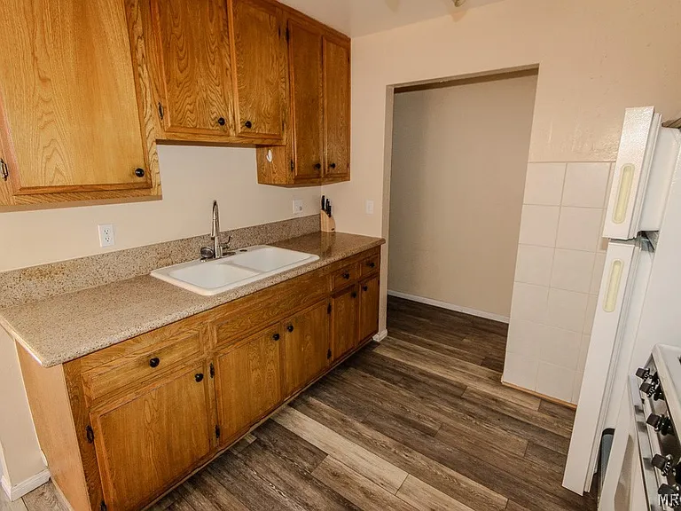 774 Summit Blvd #A — Photo 11