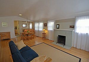 2nd image of 2110 Pelham Ave