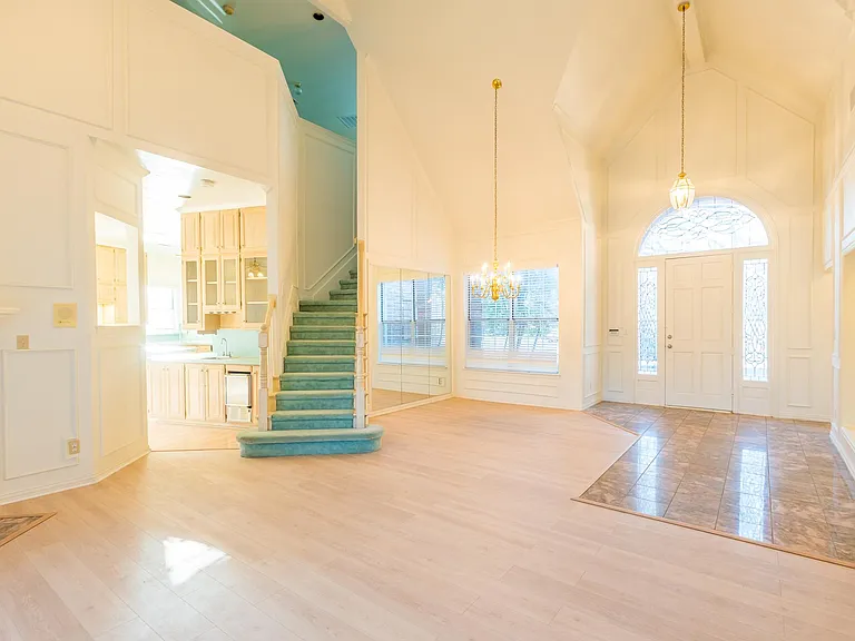 2411 Cross Timbers Trl — Photo 13