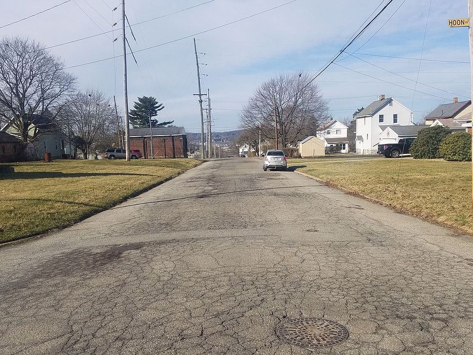 1016 Bond St Farrell, PA, 16121 Apartments for Rent Zillow