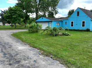 1126 Paul St, Mount Morris, MI 48458