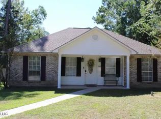 1409 Willow St, Ocean Springs, MS 39564