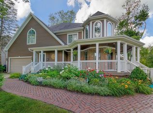 439 Hill Ave, Glen Ellyn, IL
