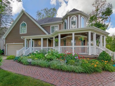 439 Hill Ave, Glen Ellyn, IL, 60137