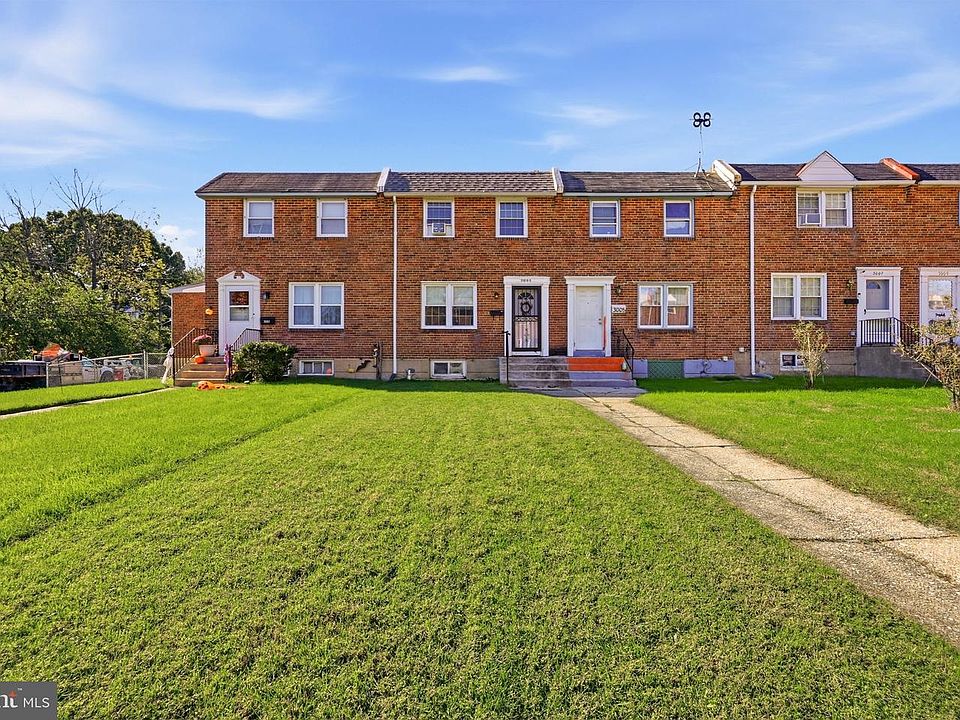 1st image of 3003 W Court Ave