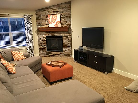 Living Room w/Fireplace