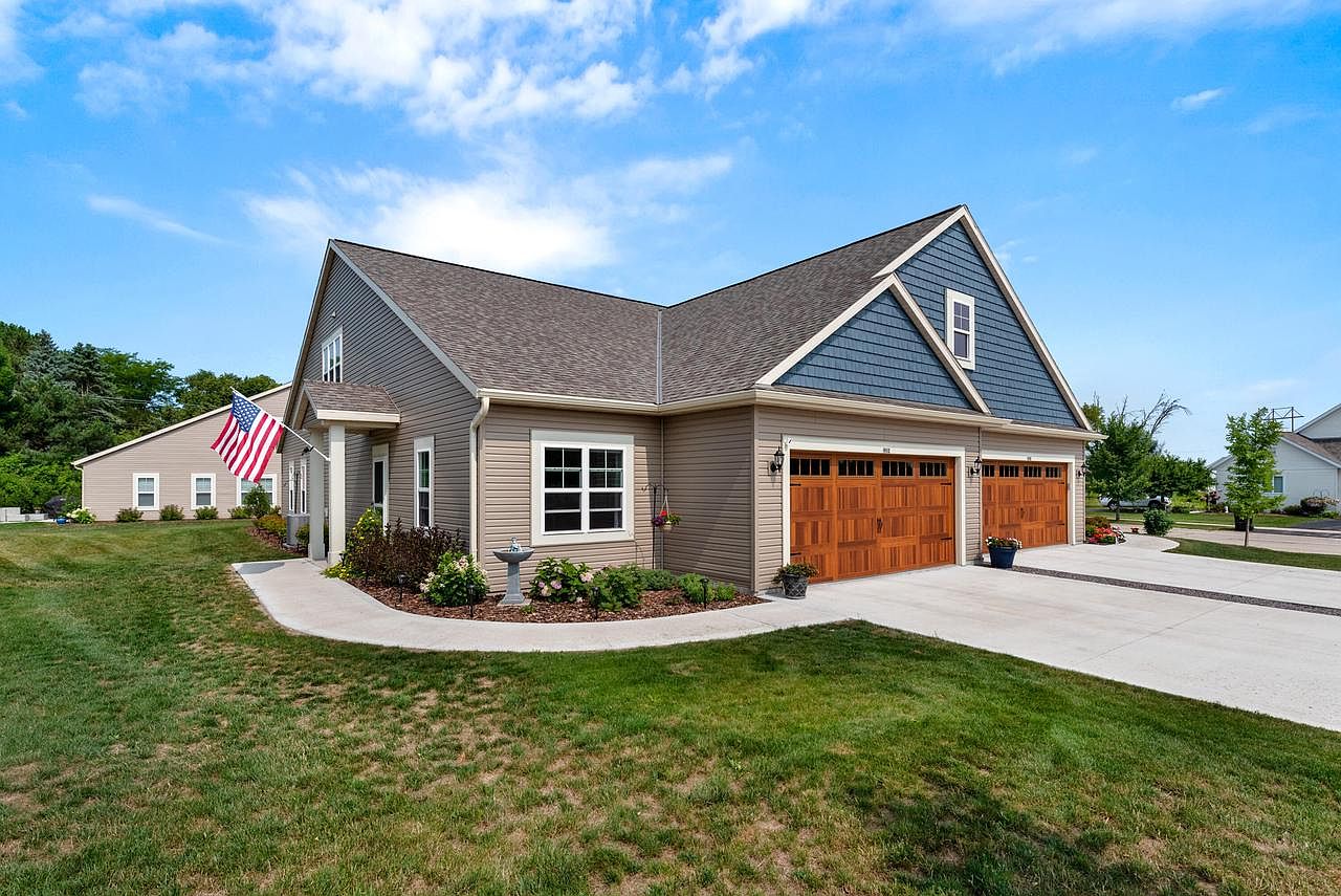 852 Bridlewood DRIVE, Hartford, WI 53027 Zillow