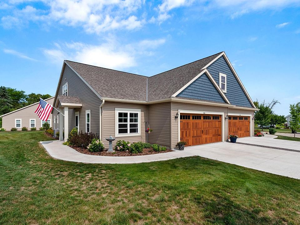 1st image of 852 Bridlewood DRIVE