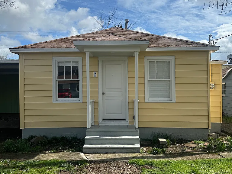 1740 Oxford St SE #6 — Photo 7