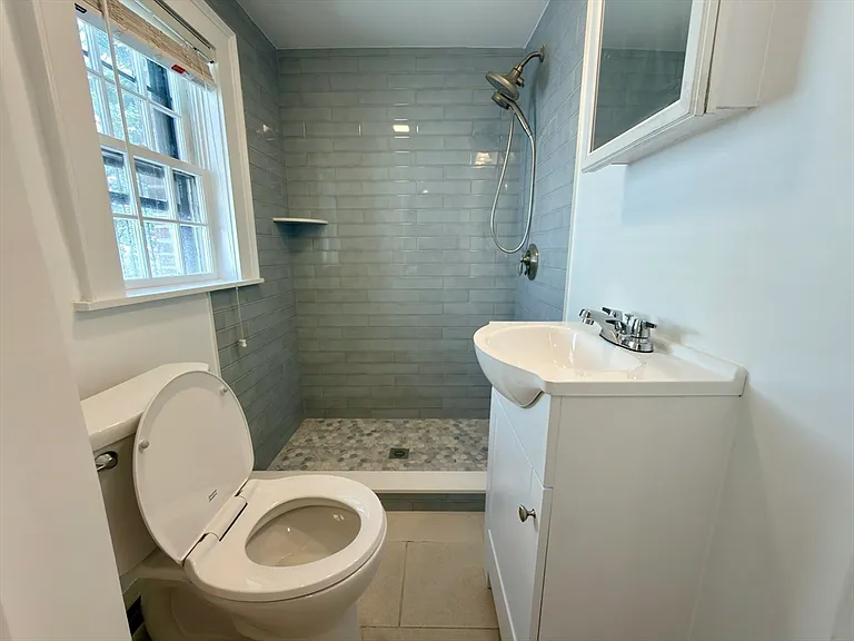 44 Melrose St #4 — Photo 20