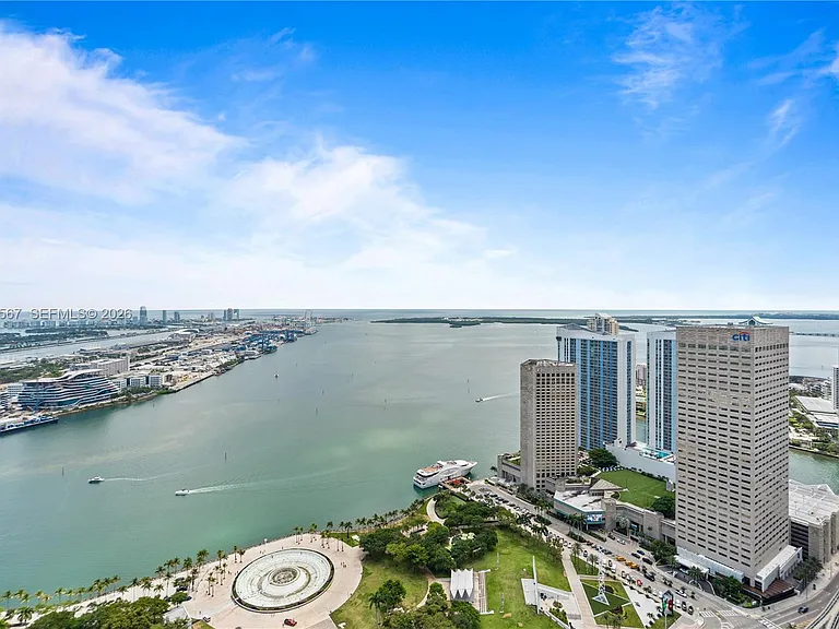 50 Biscayne Blvd #5402 — Photo 3