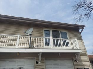 207 Emerson Ct UNIT D, Bloomingdale, IL