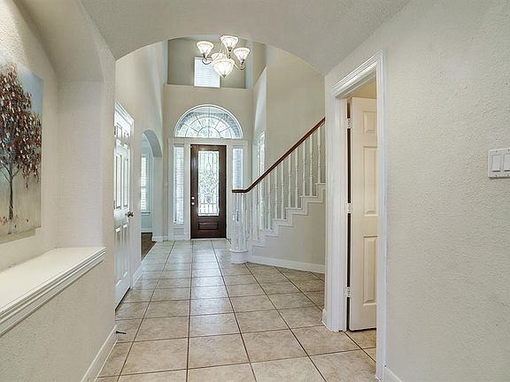 5th image of 12503 Honey Creek Trl