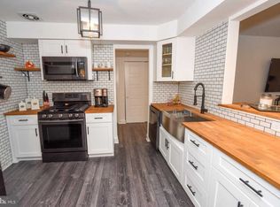 5005 S Convent Ln APT C, Philadelphia, PA 19114
