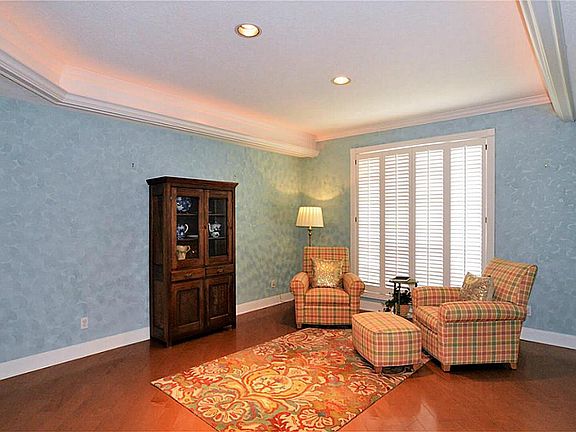 5th image of 3807 Canyon Bluff Ct