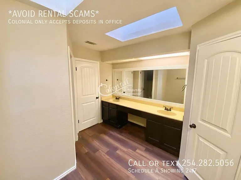 2011 Newton Dr — Photo 13