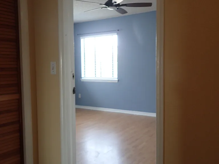 3RD FLOOR BEDROOM